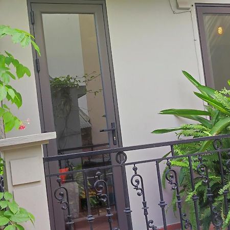 T Home Balcony Homestay Hanoi Luaran gambar